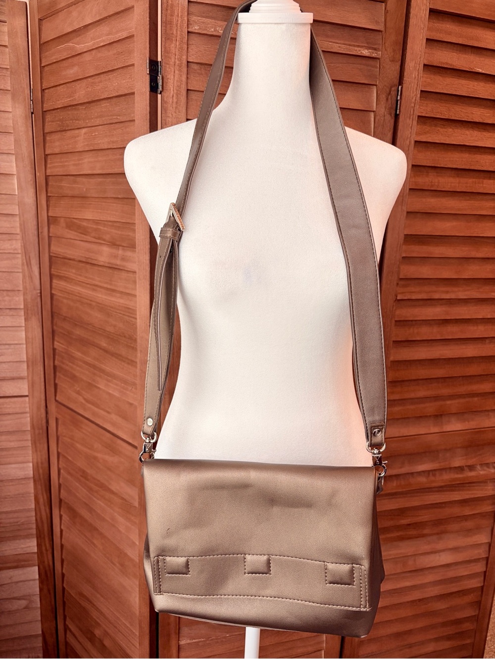 Gate31 x Arny Praht Designer Collab Crossbody Clutch Bag – Metallic Bronze